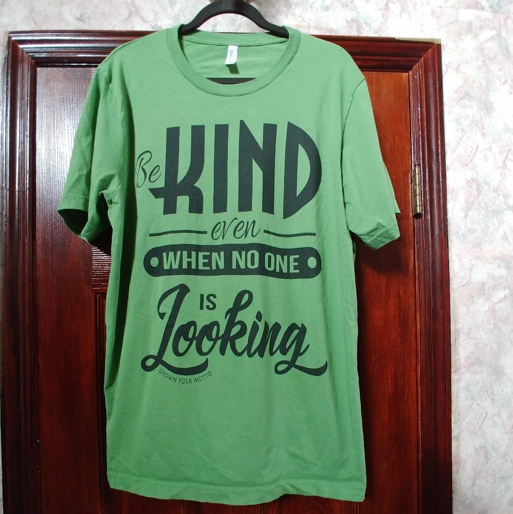 Be Kind premium graphic tee